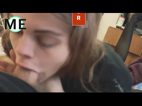 ❤️ Hrdlo čurák, roztrhané punčocháče a roztrhané podpatky pěkné setkání ❤️ Domácí porno u nás ☑