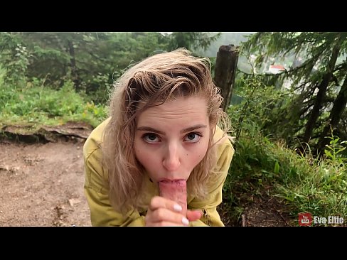 ❤️ Dívka polyká sperma po veřejném orálu - Eva Elfi ❤️ Domácí porno u nás ☑
